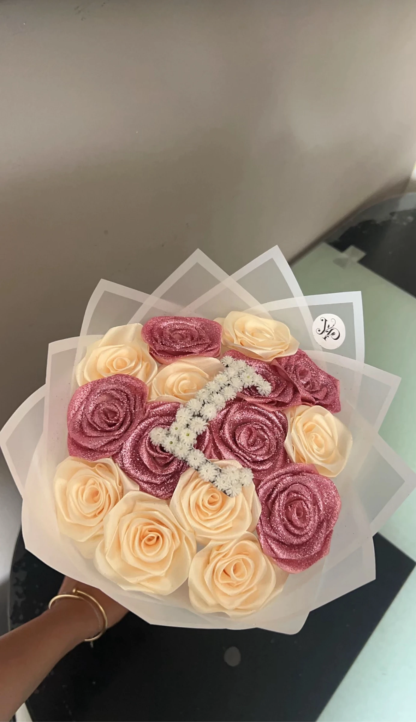 Bouquet 15 roses – photo 2